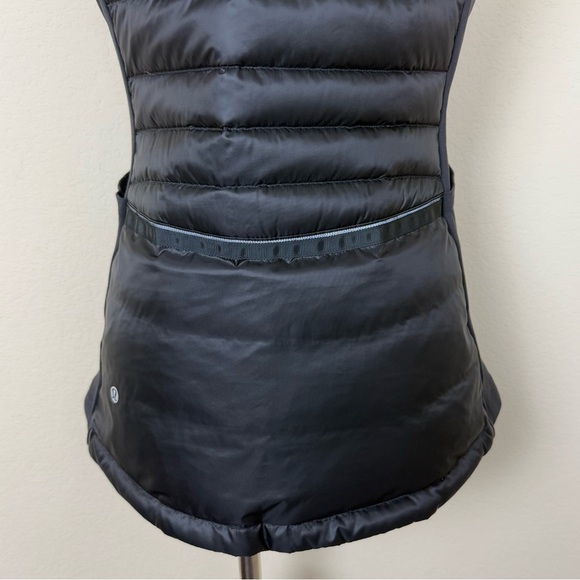 Lululemon Down For A Run Vest II in Black - Picture 12 of 16